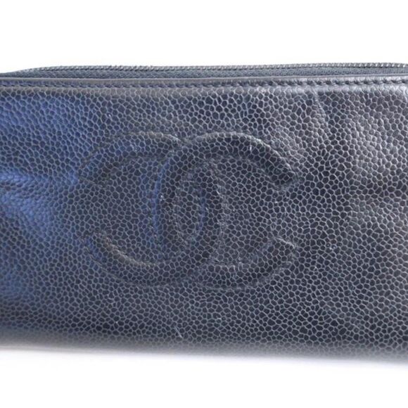 CHANEL Caviar Leather Zip around Long Wallet - Picture 3 of 15